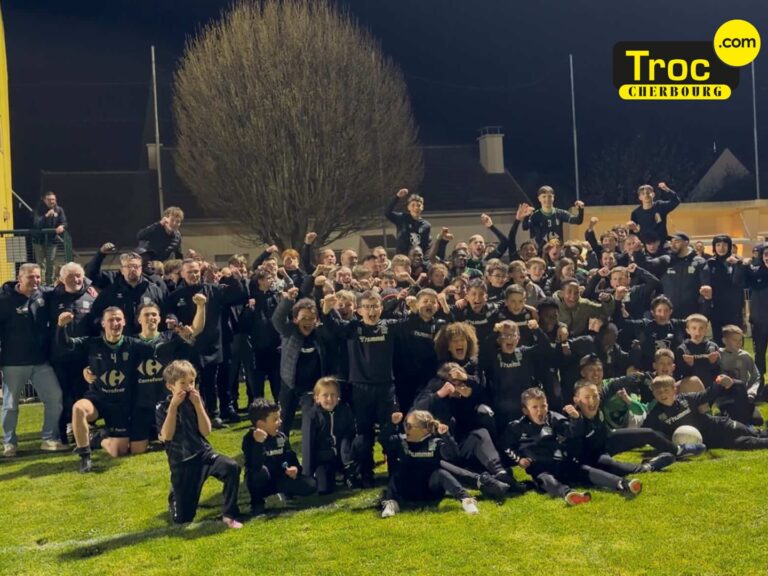 Instagram post from astourlavillefoot. This post is in position 5.